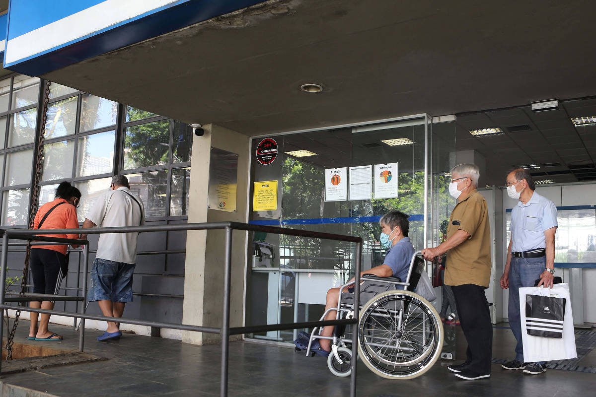 INSS altera prazo do auxílio-doença sem perícia e muda outras regras; entenda