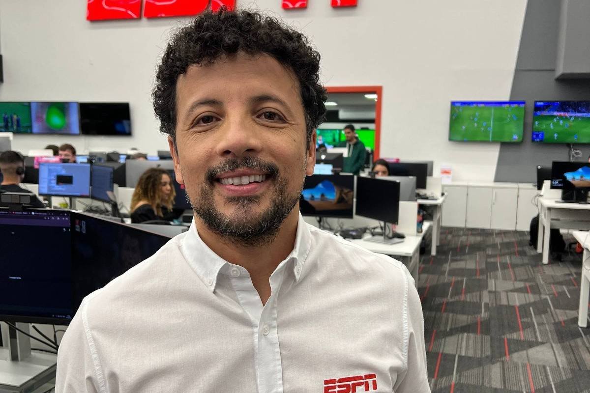 Galvão Bueno convida André Hernan para ser repórter do SBT na Copa do Mundo de 2026