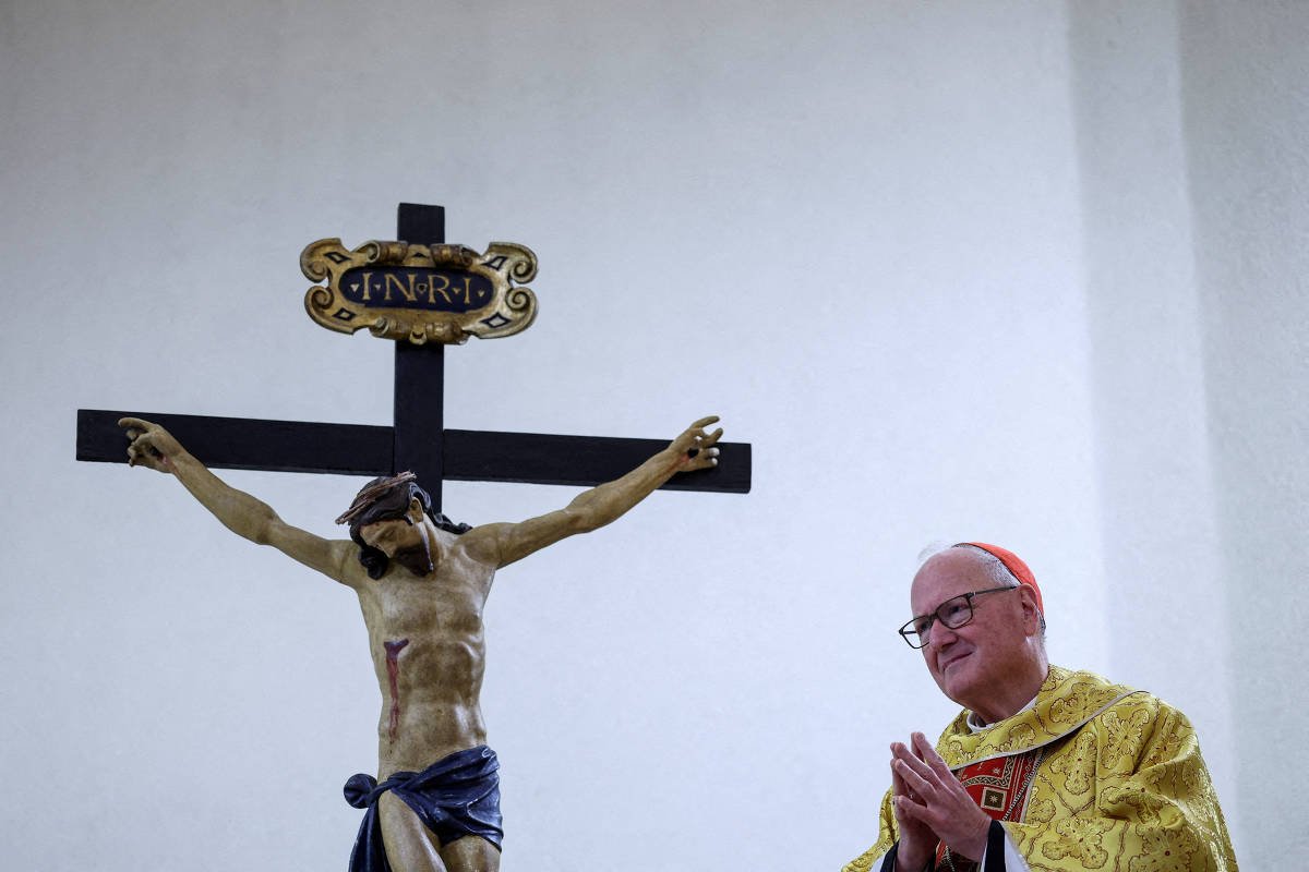 Papa Leão 14 substitui cardeal conservador e nomeia bispo que já criticou Trump para Arquidiocese de NY