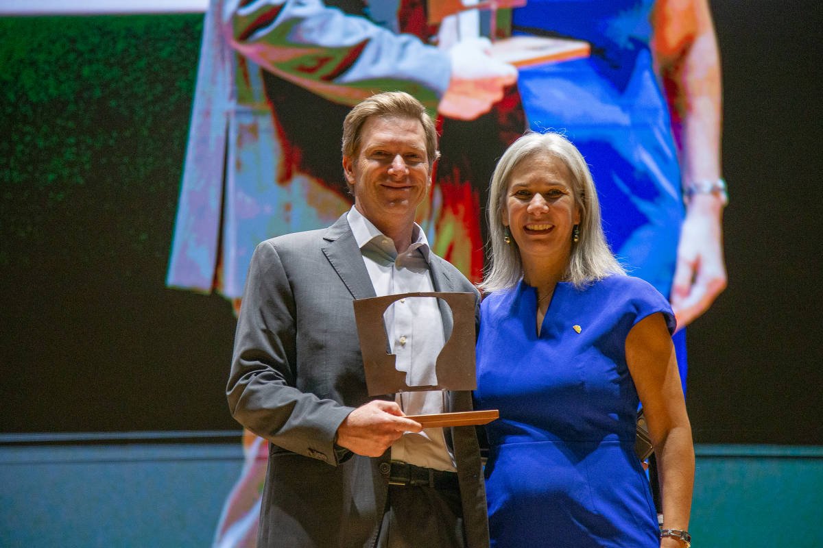 Schwab anuncia os 21 líderes globais escolhidos como Inovadores Sociais de 2026