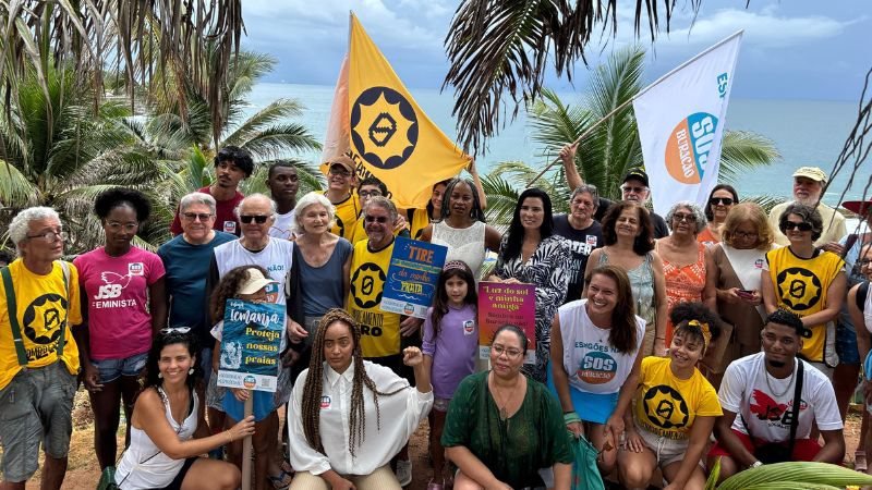 Campanha “Sombreamento Zero” mobiliza moradores e coletivos na Praia do Buracão
