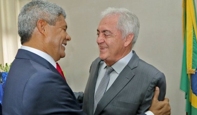 Jerônimo Rodrigues defende Otto Alencar após polêmica sobre “chapa puro‑sangue”