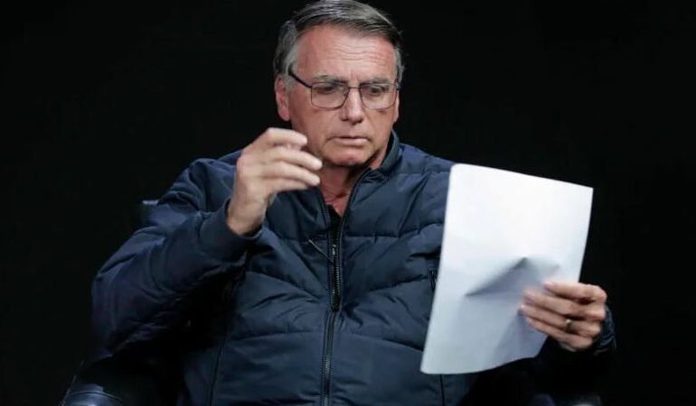 Cartas enviadas a Bolsonaro deixam de chegar ao ex-presidente há mais de um mês