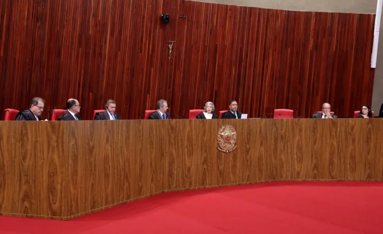 TSE rejeita pedido para suspender desfile da Acadêmicos de Niterói