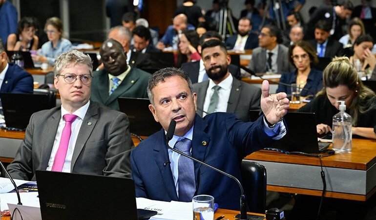 CPMI do INSS rejeita relatório final após sete meses