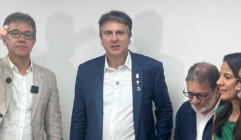 Ministro da Educação inaugura serviço e autoriza obras no Hospital Universitário da UFBA