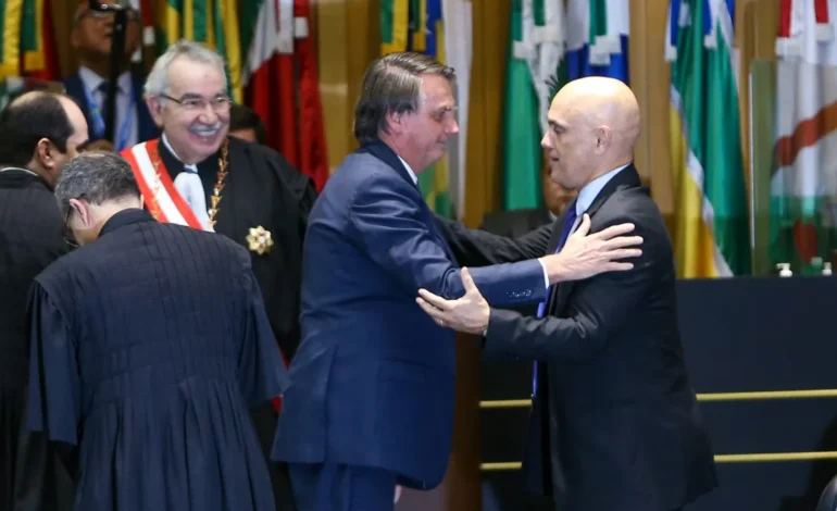 Moraes autoriza visita de assessor de Trump a Bolsonaro