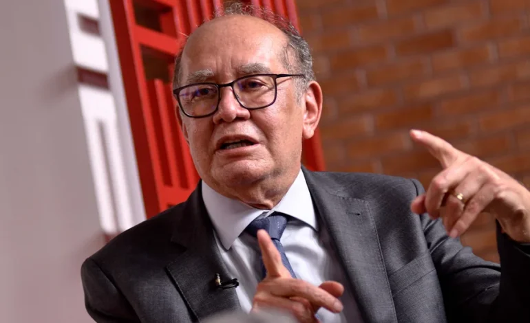 Gilmar Mendes ironiza Romeu Zema