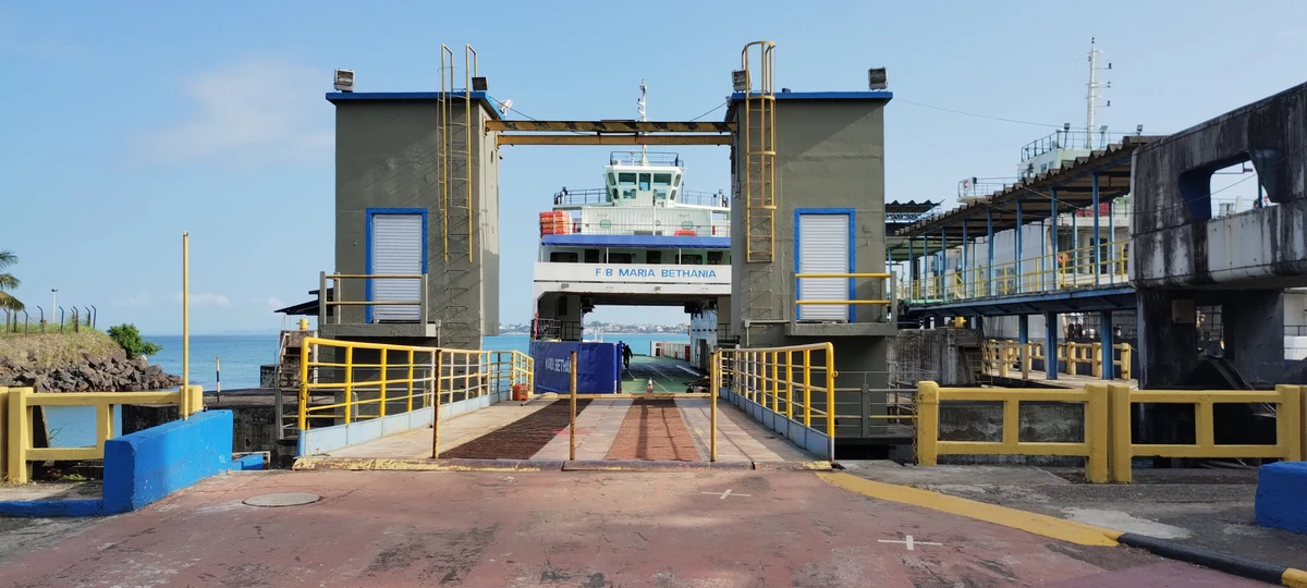 Bahia amplia frota do ferry-boat com nova embarcação