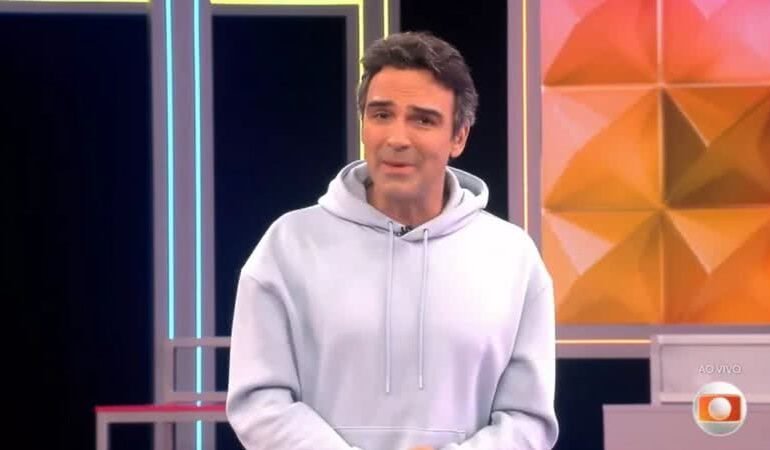 Tadeu Schmidt segue no BBB 26 após perda familiar