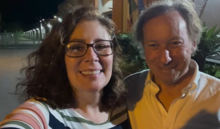 Carla Zambelli deixa prisão na Itália após decisão da Justiça