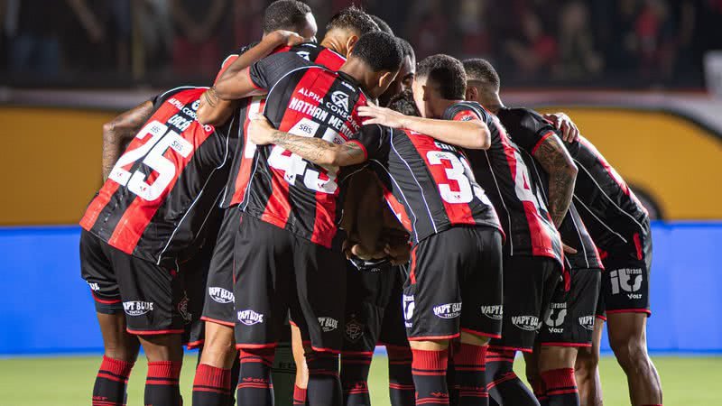 Torcida do Vitória vive expectativa por título nordestino