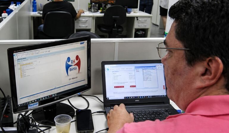 Governo da Bahia nega corte em auxílio de servidores Reda