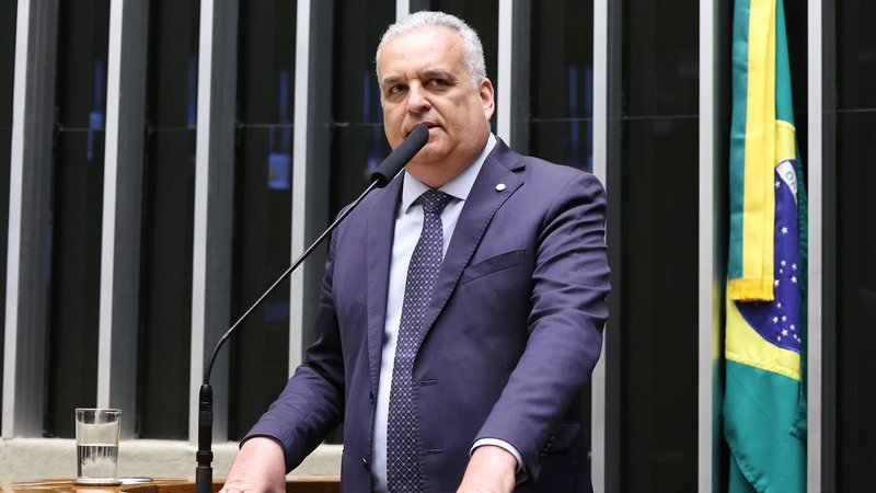 Alfredo Gaspar é anunciado como vice de Flávio Bolsonaro